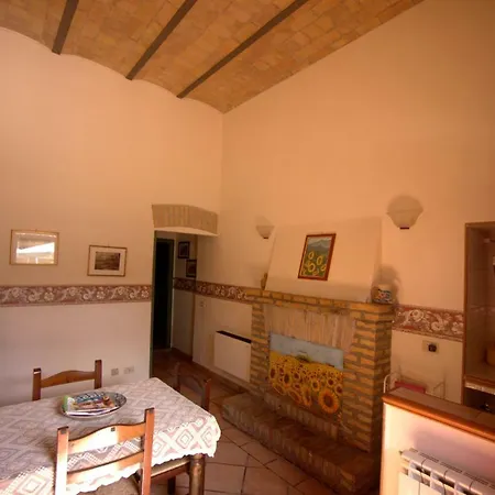 - Quarto Del Cuore בית חווה